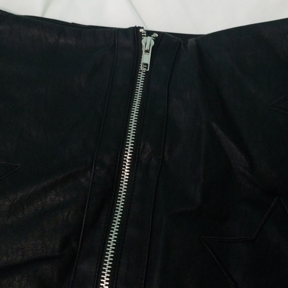 Forever21 Leather skirt with stars size M Black - Picture 3 of 5
